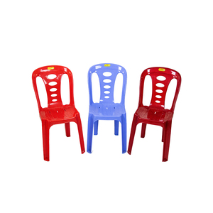 Chaise en plastique empilable épaissie pour la restauration et les événements, imperméable, pour l'extérieur, type bistrot, avec dossier à fentes, vente en gros - Product Image 4