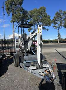 Excavatrice Bobcat E30 avec cabine - Product Image 6