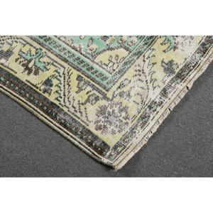 Rug, 5.9x9.5 ft Turkish Rug, <b>Yellow</b> Solid Rug <b>Wool</b> - Product Image 5