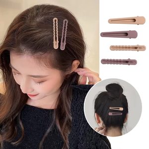 Pinza de Pelo de Plástico Color Café Maillard para <span class=keywords><strong>Mujer</strong></span>, para Flequillo Lateral, <span class=keywords><strong>Cabello</strong></span> Rebelde y Accesorios para el <span class=keywords><strong>Cabello</strong></span> - Uso en Maquillaje y Lavado Facial - Product Image 1