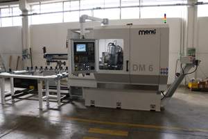 Máquina de Tallado de Engranajes CNC Automática Y3150, Corte de Engranajes de 8 Módulos con Motor Multivoltaje, Bomba de Caja de Engranajes y Motor - Product Image 4