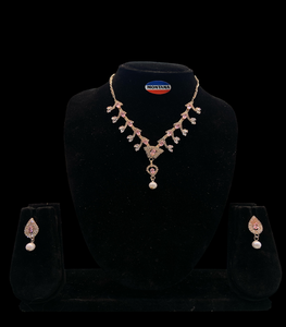 Vente en gros d'ensembles de bijoux collier et boucle d'oreille de mariage vintage en acier inoxydable avec diamants pour femmes - Product Image 1