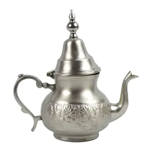 Théière marocaine en métal de haute qualité avec finition argentée, vente en gros - Product Image 4