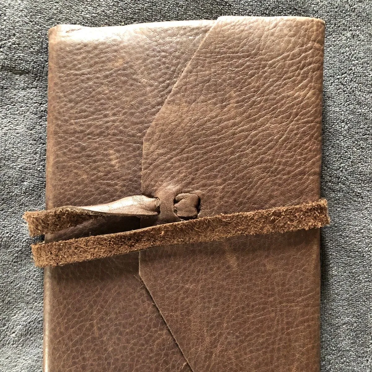 Vintage Leather Journal grimoire Celtic Witch Stone Leather Book of Shadows Nouveau design de luxe au tarif d'usine