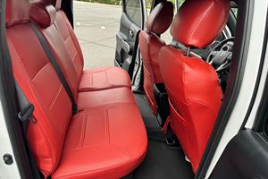 Toyota Tacoma TRD Off-Road Doble Cabina 4x4 2023 SUPER LIMPIA LHD/RHD - Product Image 4