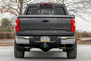 Tndra SR5 DoubleCab 4x4 2019, 17 900 miles, V.8, 4 roues motrices - Product Image 2