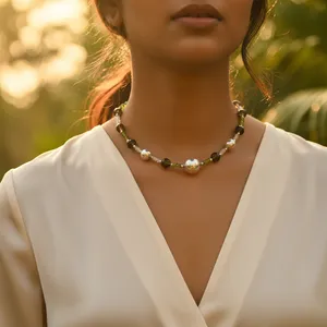 Collier tendance pour femme en perles d'argent et pierres précieuses, perle d'eau douce tendance avec alliage, cadeau religieux - Product Image 1