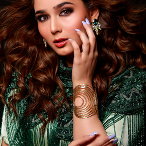 Elegant Anti-Static <b>Ladies</b> Organza Evening Party Dress with Beaded <b>Cape</b> & Embroidered Pearls Beautiful Crystal Embellishment - Product Image 1