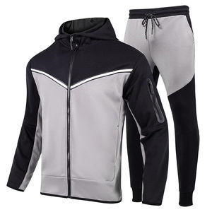 Venta al por mayor chándales totalmente personalizados para hombres en calidad superior 2025 nueva tendencia superventas conjunto de chándales para hombres - Product Image 1