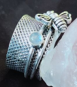 Vente en gros de bague classique de mariage ou de fête en argent sterling 925 magnifique ensemble de pierres précieuses en pierre de lune pour fiançailles pour cadeau - Product Image 2