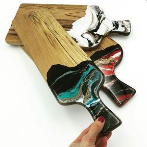 EDGE fait à la main planche à découper en résine époxy en bois de teck personnalisé planche à découper en résine Ocean River pour servir des aliments - Product Image 2