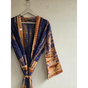 Kimono long en crêpe de soie tie-dye, tenue de plage, paréo grande taille, idéal pour maillot de bain - Product Image 1