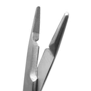 Porte-aiguille médical dentaire 15 cm dentelé demi-or pour chirurgie dentaire et suture - Product Image 2