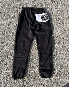 Ensemble élégant de sweat à capuche et de joggings inspiré de la sororité grecque | Pflyest Studios Exclusive | Streetwear confortable et tendance - Product Image 4