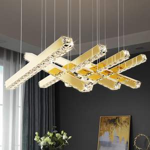 Oferta exclusiva: candelabro lineal de cristal dorado, luz de techo colgante rectangular moderna de 7 luces para comedor y sala de estar - Product Image 1