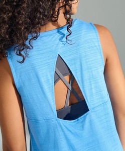 Camisetas de entrenamiento para mujer de último diseño, ropa sexy de talla grande con logotipo personalizado para venta al por mayor, ropa de verano sin mangas con cuello redondo - Product Image 5