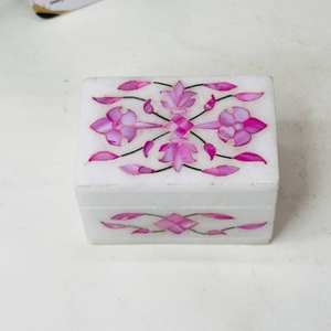 Boîte à bijoux en marbre naturel, fabrication artisanale, rangement durable pour bagues avec incrustation naturelle, pour la maison ou le bureau - Product Image 1