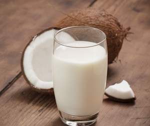 กะทิกระป๋องคุณภาพสูง/แปรรูปตามธรรมชาติและรสชาติแท้/ซื้อจำนวนมากในราคาไม่แพง/ผลิตในเวียดนาม - Product Image 5