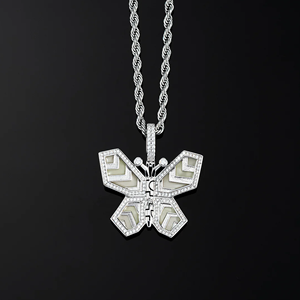 Pendentif personnalisé pour homme, style hip-hop, serti de diamants CZ, plaqué or, en alliage - Product Image 3