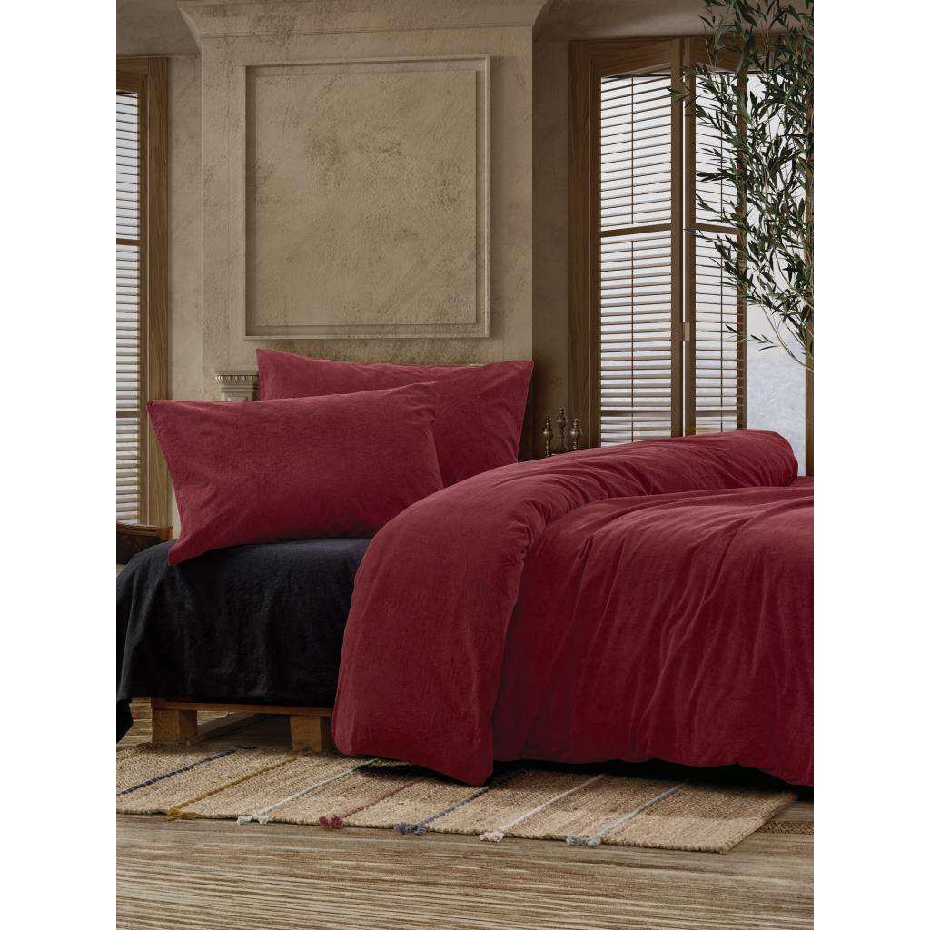 สีแดงม่วง