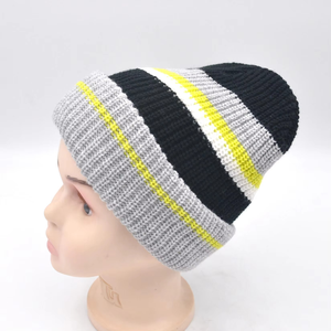 Nuevo estilo 2025 gorros personalizados Gorro con logotipo personalizado gorro de invierno de alta calidad Unisex colorido Jacquard Casual - Product Image 2