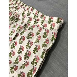 กางเกงขาสั้นผ้าฝ้ายพิมพ์ลายบล็อก 100% - ไซส์ใหญ่ ระบายอากาศได้ดี เอวกลาง พร้อมลายตกแต่ง - Product Image 1