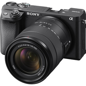 กล้องมิเรอร์เลสยอดนิยมรุ่น a6400 พร้อมเลนส์ 18-135 มม. f/3.5-5.6 - Product Image 1