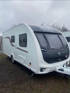 Caravanas, autocaravanas y remolques de viaje completamente equipados con características de alta gama para un estilo elegante. - Product Image 2