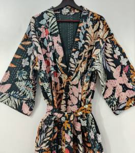 Kimono matelassé Kantha unisexe orné de motifs bohème fait à la main broderie indienne bord libre tricoté poche respirant long - Product Image 1