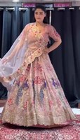 Ensemble Lehenga Choli pour femmes, broderie lourde et travail au fil, avec haut et dupatta, en acrylique, fourrure et viscose, collection 2024
