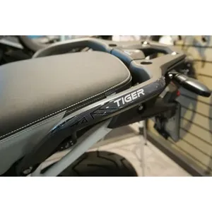 Adesivi Protettivi 3D per Manubrio per Moto Triumph Tiger 850 900 1200 - Product Image 2