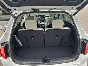 Super fresh 2023 Kia Sorento SX - Product Image 3