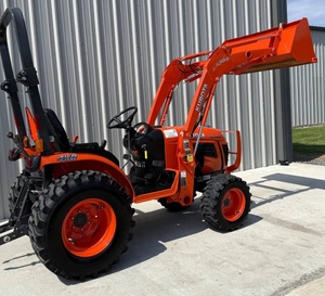 รถแทรกเตอร์คูโบต้า M7060 70 แรงม้า พร้อมอุปกรณ์ตักดินด้านหน้า - Product Image 2
