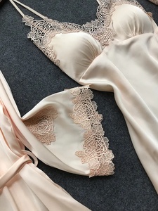 Ensemble de pyjamas en satin pour femmes, taille élastique, avec détail nœud, idéal pour l'été, l'automne et le printemps – Grande Vente - Product Image 2