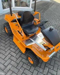 Suministro directo como 900 ENDURO Maquinaria municipal y ambiental autopropulsada Motor de doble cilindro de 16,2 Hp Sistema de refrigeración grande - Product Image 1