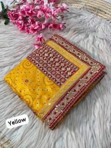 Sari en satin de soie de luxe pour femmes en gros, avec un look riche, travail de paillettes en feuille de bandej, pallu et bordure, fabriqué en Inde - Product Image 3