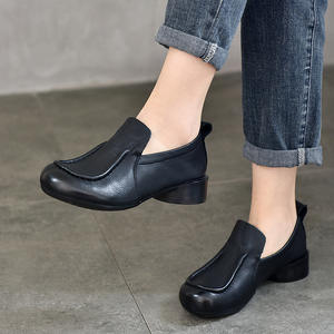 รองเท้าส้นสูงหัวแหลมหนังแท้สำหรับผู้หญิง ดีไซน์หรูหรา เหมาะสำหรับใส่ทำงาน ใส่ลำลอง หรือใส่ไปออฟฟิศ - Product Image 1