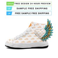 Baskets montantes en toile avec ailes d'ange 3D et breloque personnalisée, doublure en maille respirante pour hommes et femmes FN039M – Vente en gros usine