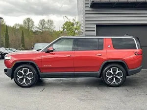 USADO LHD/RHD 2023 RIVIAN R1S ADVENTURE - Product Image 2