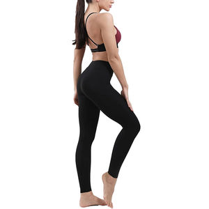 Ensemble de yoga pour femme en stock, marque privée, pour usage extérieur, en polyester, ensemble 2 pièces pour femme, vêtements de yoga - Product Image 3