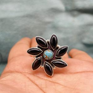 Anillo fino de boda elegante de diseñador hecho a mano de Plata de Ley 925, Ideas de regalo de corte de pera turquesa de ónix negro - Product Image 2