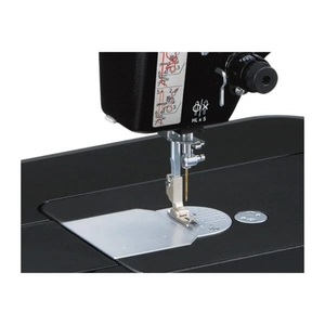 Meilleure offre - Machine à coudre Janome HD9 Black Edition à bras moyen haute vitesse V2 - Product Image 4