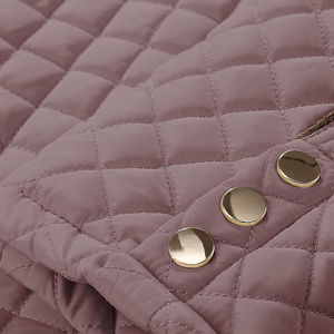 Nuevo estilo transpirable de la mejor calidad, venta al por mayor, chaquetas acolchadas con forro de tela para mujer, chaquetas acolchadas cómodas con color personalizado - Product Image 3