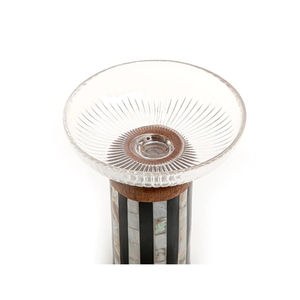 Bol rond unique en verre avec base élégante en bois et vadrouille, idéal pour les mariages et les desserts au restaurant. - Product Image 4