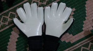 Hot Sale New Arrival Custom Made Soccer Goalkeeper <b>Gloves</b> Comfortable Breathable Neoprene German Latex 4mm Goalkeeper <b>Gloves</b> - Product Image 6