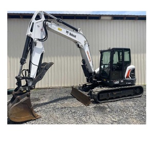 Excavadora Bobcat E85 en venta, asequible y confiable, lista para llevar a cabo proyectos de construcción, paisajismo y tareas de excavación pesada. - Product Image 2