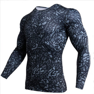 Rashguard MMA personnalisé en gros avec logo, impression par sublimation 2026, rashguard BJJ à manches longues, chemise de compression - Product Image 5