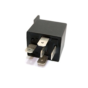 Relé Automático de Alta Potencia SCB, Modelo PTT P004-201-0002 - Product Image 1