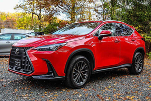 Lexus NX Hybrid 350h 2023, Tracción en las Cuatro Ruedas, Caja de Cambios Automática, Título Limpio, Sin Accidentes, con Bajo Kilometraje, Listo para Envío - Product Image 5