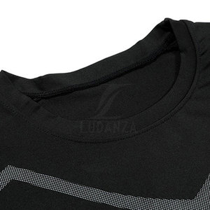 Concevez votre propre logo Chemises MMA à manches courtes personnalisées Vêtements d'entraînement au combat Service OEM Chemises MMA - Product Image 2